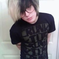 Youreafiendgirl W/ Dropping A Popped Locket Youreafiendgirl W/ Dropping A Popped Locket