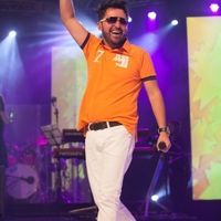 Pra Te Adorar (Eu Me Rendo) Pra Te Adorar (Eu Me Rendo)