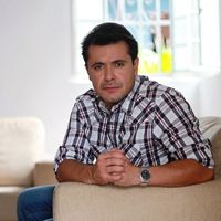 Solidão Por Perto Solidão Por Perto